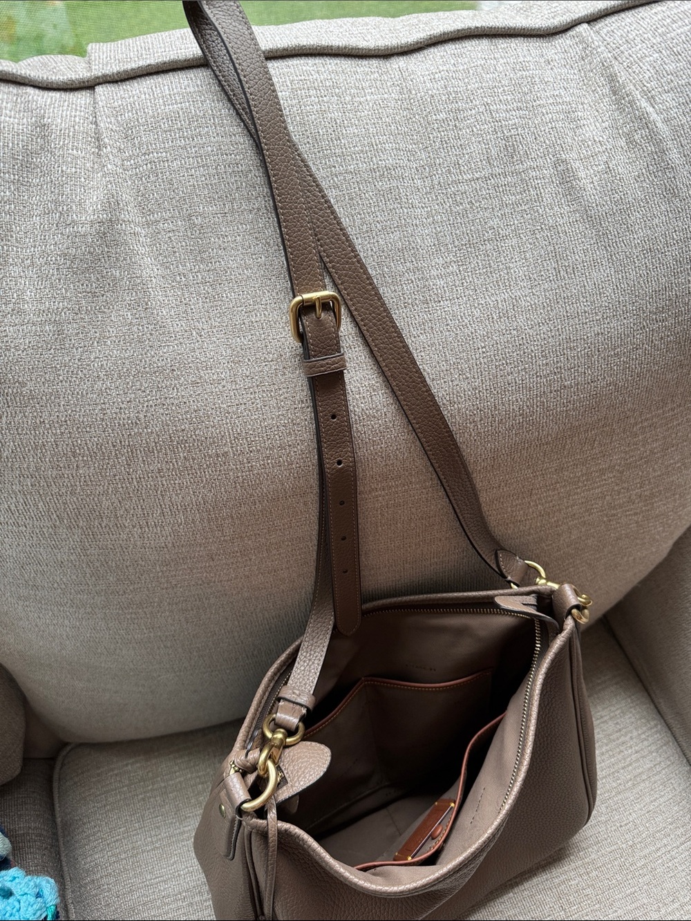 Coach Pebbled Leather Shoulder Bag in Taupe with Gold Hardware - Picture 8 of 13